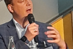 Dr. Raphael von Hoensbroech
