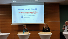 Der Moderator, die Kammervertreterinnen und Dr. Röllinghoff